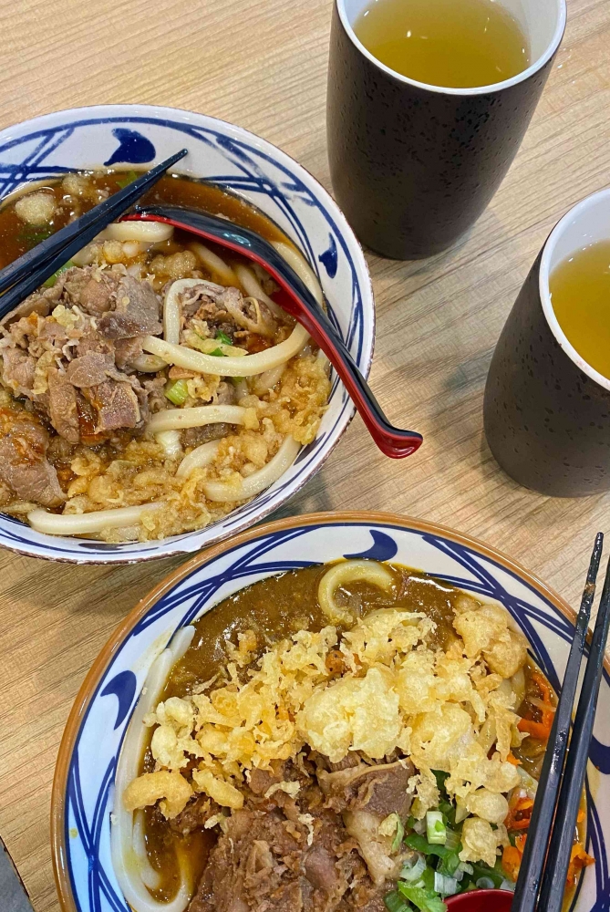 Mari Makan Udon: Rahasia Rasa Udon Segar di Jantung Kota Cilacap