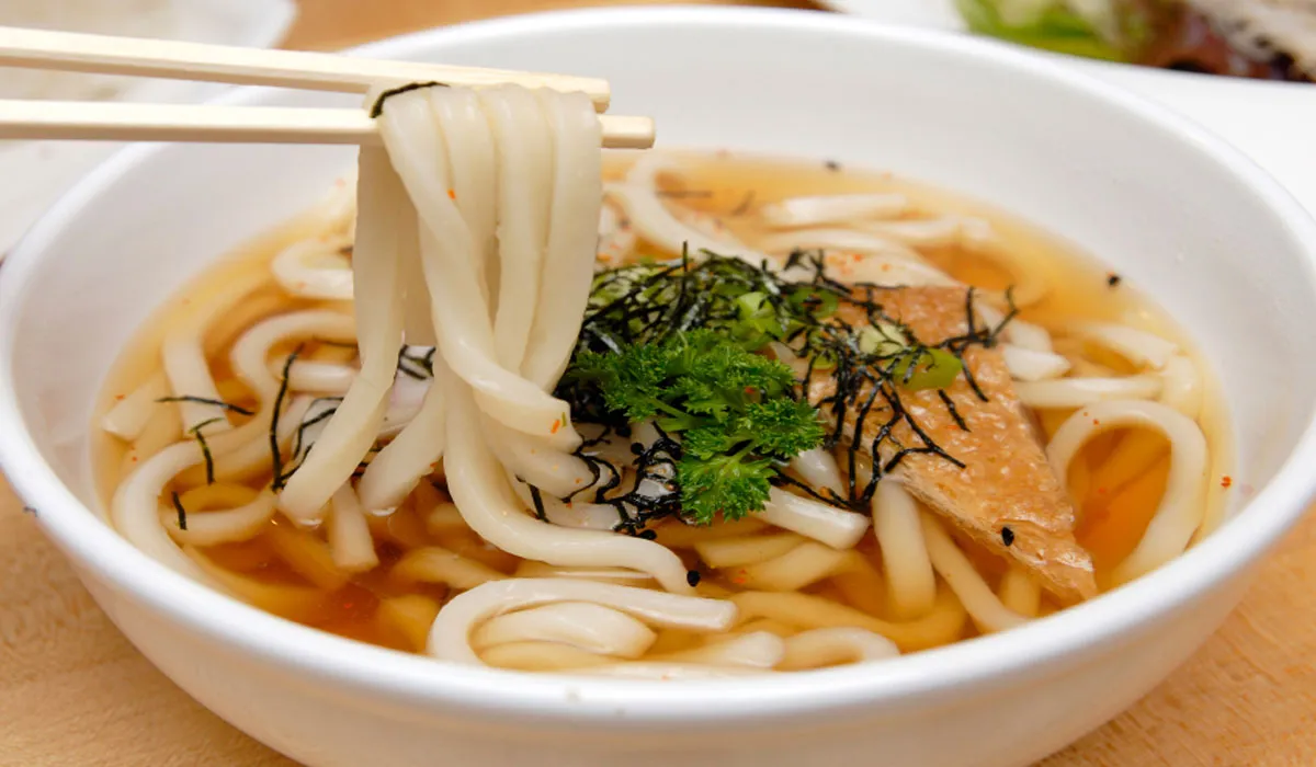 Mari Makan Udon: Rahasia Rasa Udon Segar di Jantung Kota Cilacap
